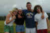 w_kids_in_maui.jpg (27708 bytes)