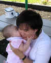 w_mommy_love.jpg (100846 bytes)